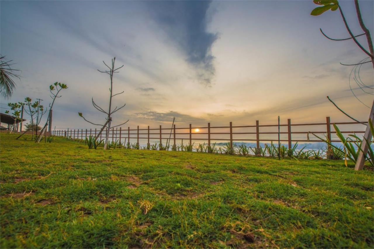 ארוגם Nikara Nature Resort מראה חיצוני תמונה